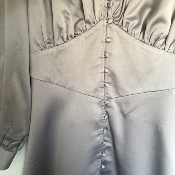 Misguided button down pussy bow satin dress - Picture 9 of 13